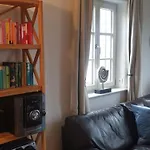 Traditionelles Reetdachhaus Mit Sauna- Kaminofen Und Privatem Wasserzugang By Interhome * 가거