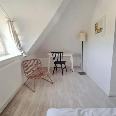 Traditionelles Reetdachhaus Mit Sauna- Kaminofen By Interhome *
